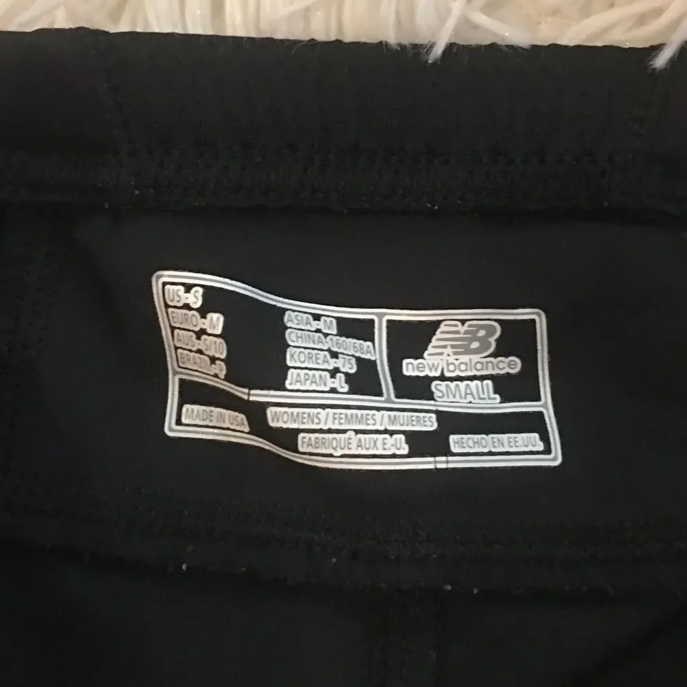 New Balance Black Lightening Dry Capri Leggings - Picture 14 of 16